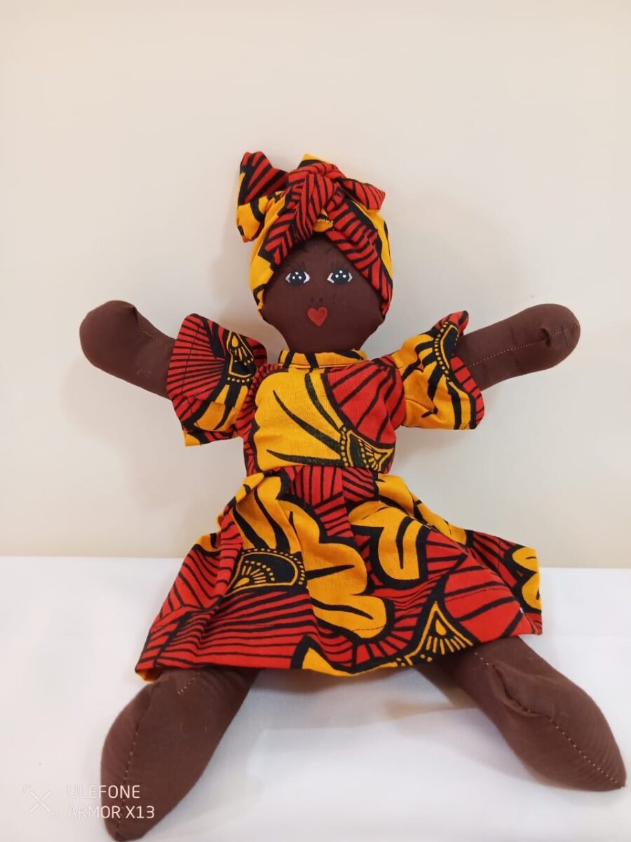 Grande poupée africaine – Image 2